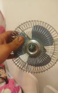 پنکه کوچک خودرو