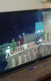 تلوزیون ۳۲ اینچ اسمارت(هوشمند) سامسونگ