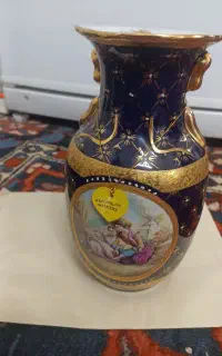 دو عدد گلدان سورمه ای بزرگ