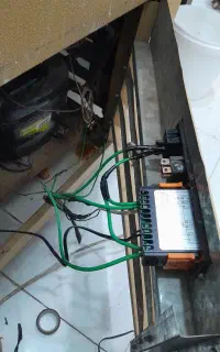 تعمیرات انواع یخچال و فریزر وخانگی و صنعتی در منزل