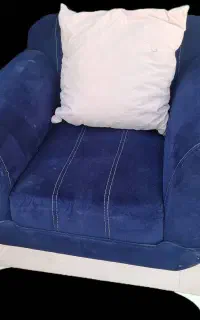 مبل تک نفره