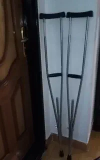 عصا زیر بغل