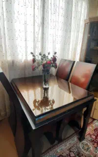 میز غذاخوری
