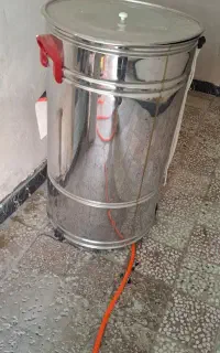 بخاری و پتو شور و همراه یک دست مبل۲۵ تومان