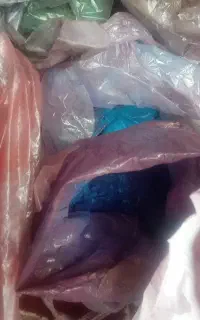 رنگ قالی یا جامد پودریجوهری حلال در آب و روغن