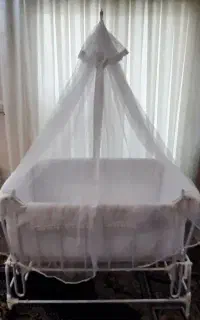 گهواره نوزاد مناسب تا ۲ سال