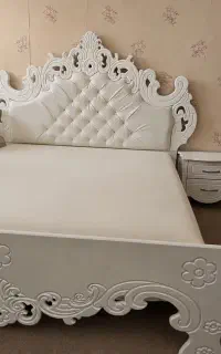 تخت خواب دونفره سفید