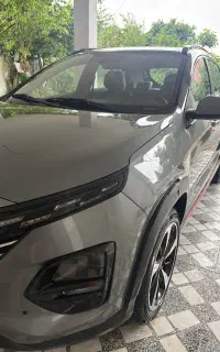 ام وی ام x33 کراس
