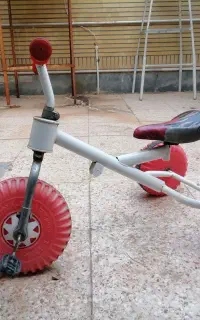 سه چرخه محکم