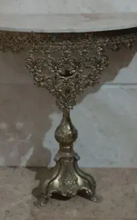 پایه برنزی کنسول