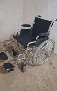 ویلچر با چرخ بادی