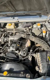 مزدا2000ژاپن دوکابین