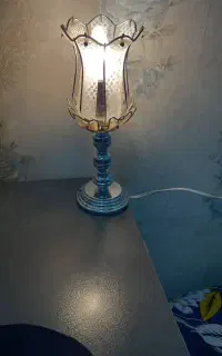 چراغ خواب سالم و قدیمی