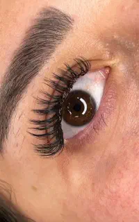 لوازم مژه فروشی