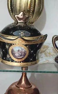 دو عدد قندان و یک عدد جاشکلاتی
