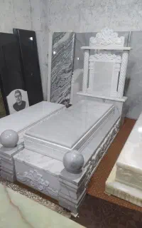 سنگ مزار ،اجاره صندلی ،مداح،تاج گل