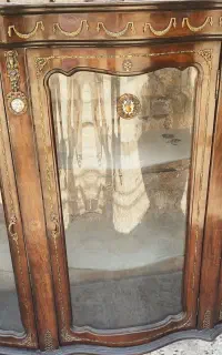 کنسول و بوفه