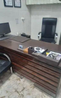 نظافتچی در محیط اداری