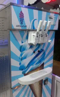 دستگاه بستنی ساز