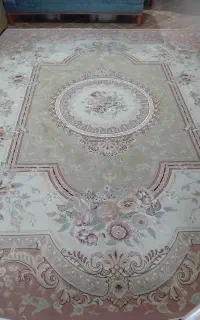 فرش  ۷۰۰ شانه در حد نو