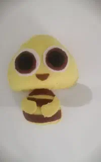 عروسک زنبور