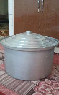 دیگ بزرگ