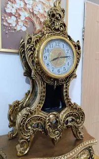 ساعت کنسول و خرس دو متری