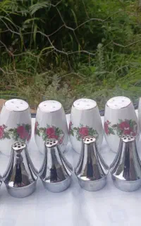 نمکدان و زیرسیگاری