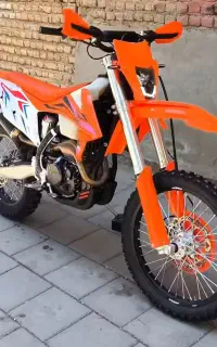 yb300