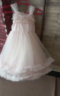 لباس بچگانه