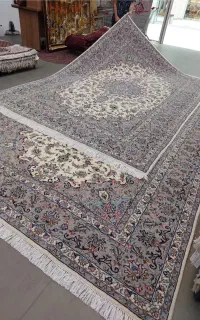 فرش دستباف (بساک)جفت ۹ متری اردکان ۵۲ خونه