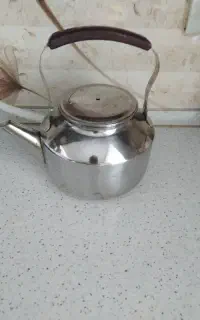 کتری استیل سالم