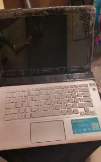 لب تاب سونی درحد نو نو