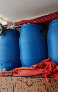 دبه های 60لیتری بادرب ومحافظ وبستر آهنی دوردرب