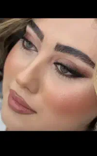 میکاپ شینیون ناخن مژه کوتاهی
