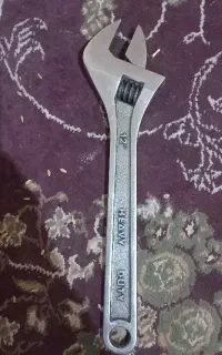 آچار فرانسه