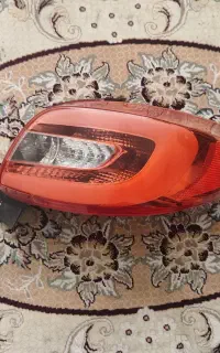 خطر عقب ۲۰۷ چراغ اصلی سمت راست
