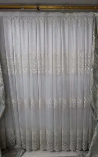 پرده یالون دار