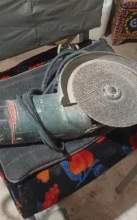28000000