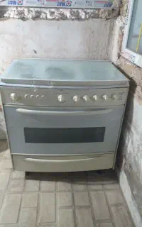 گاز فر دار کاملا سالم
