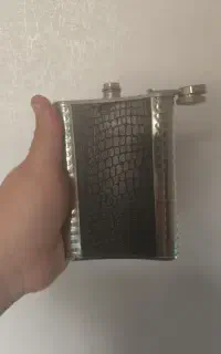 قمقمه اهنی