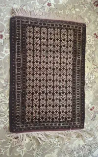 قالیچه 1.5 متری دست بافت