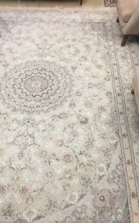 یک عدد فرش ۹ متری ۱۵۰۰ شانه تراکم ۴۵۰۰ نونو