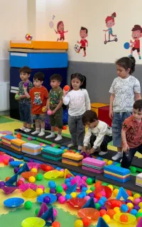 مربی بازی و ورزش کودک