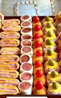 فینگرفود غذای خانگی کیک و دسر