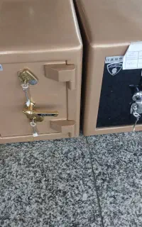 ایمن صندوق