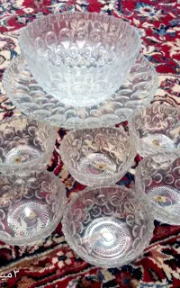 وسایل شیشه ی و سرویس چاقو
