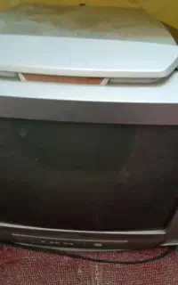 تلویزیون و باک دست دوم
