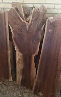چوب برش خورده اسلب کالباسی گردو زبان گنجشک