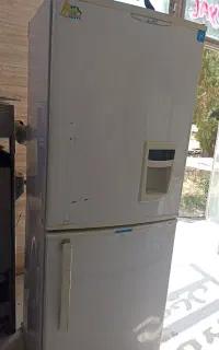 یخچال فریزردودرب